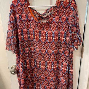 Catherines blouse with criss cross back